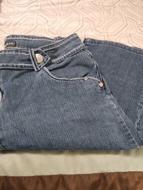 Vintage Harlem Denim Capris - Blue Wash